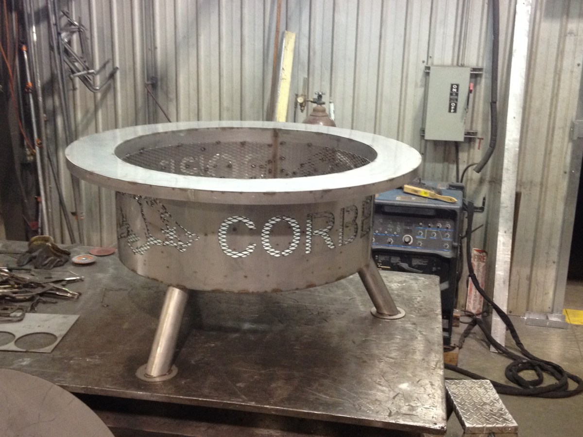 Custom stainless steel pit grill